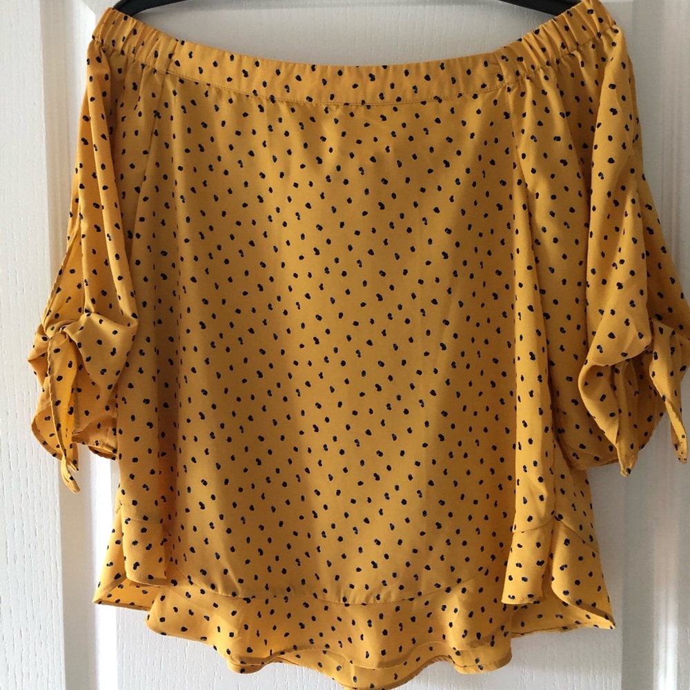 Olivia Gray Off Shoulder Tie Top